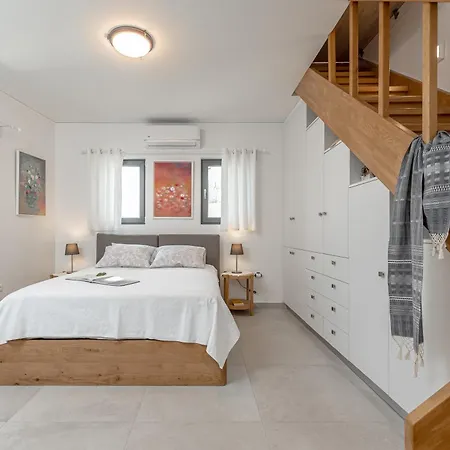 Senses * Agios Arsenios